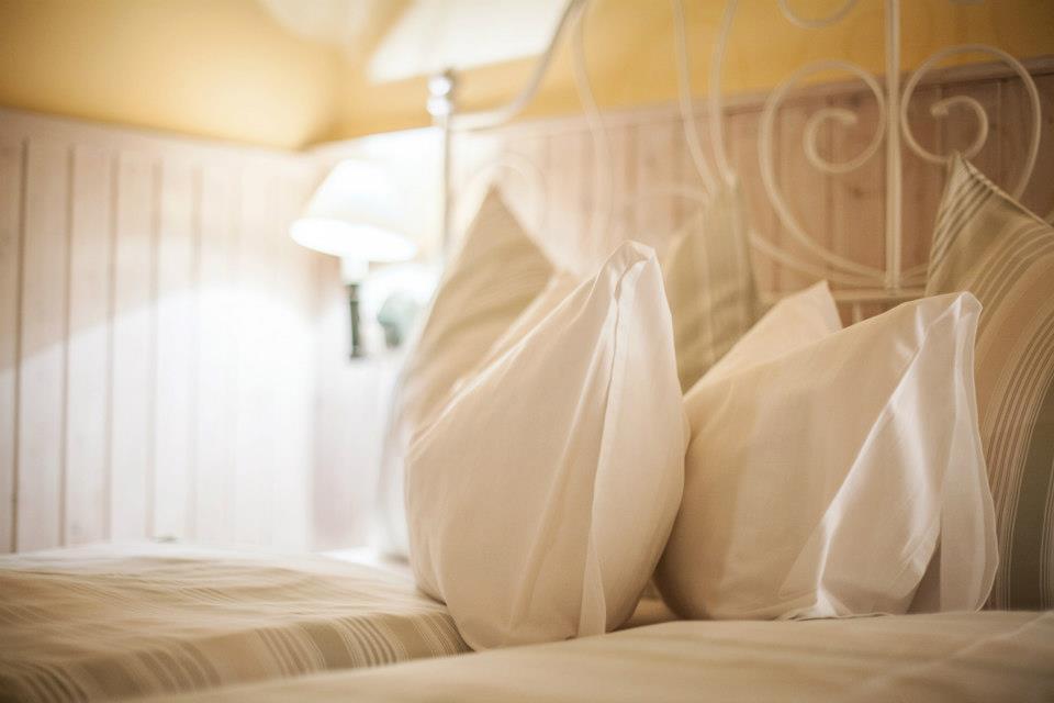Bed and Breakfast Huber Panzio Fertőrákos Esterno foto
