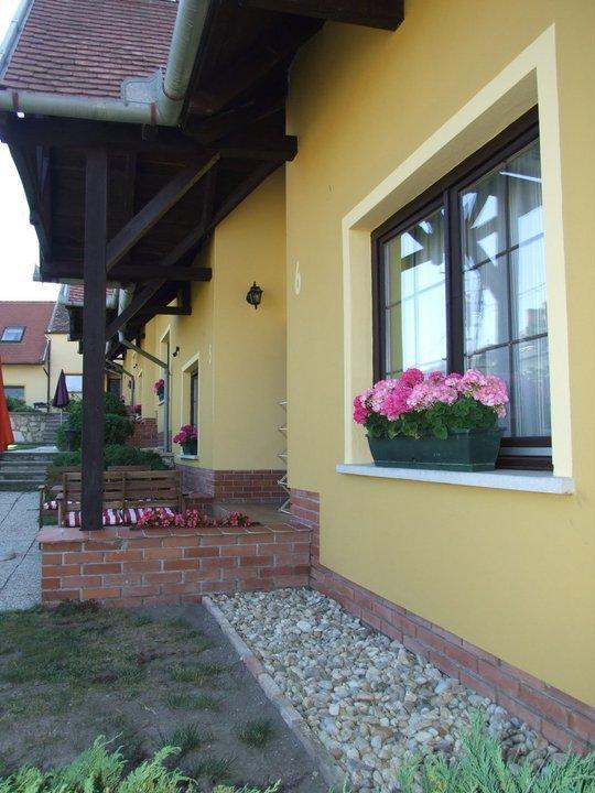 Bed and Breakfast Huber Panzio Fertőrákos Esterno foto