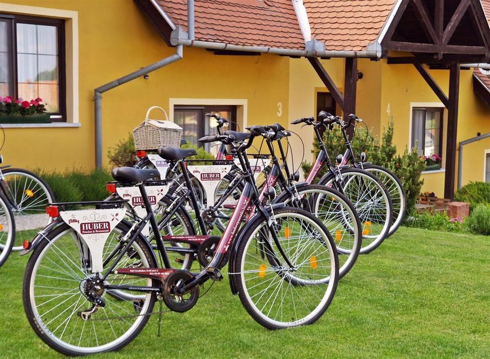 Bed and Breakfast Huber Panzio Fertőrákos Esterno foto