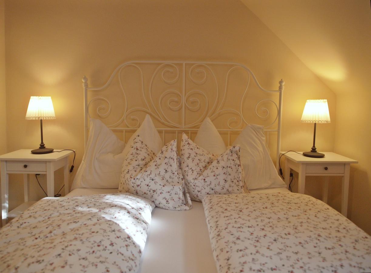Bed and Breakfast Huber Panzio Fertőrákos Esterno foto